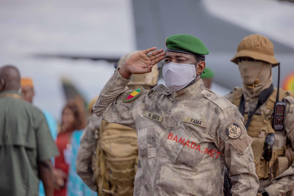 Remise Des Attributs Des Nouveaux Généraux De L'Armée Malienne : Une ...