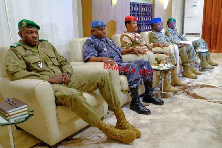 LE GÉNÉRAL SALIFOU MODY DU CNSP NIGER À L'ISSUE DE SA RENCONTRE AVEC LE ...